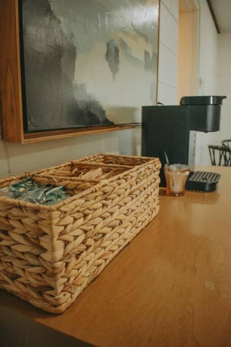 Casa Charleston-3Br-2Bath-Hot Tub-Pet Friendly-No Pet Fees! Villa Albuquerque Eksteriør billede