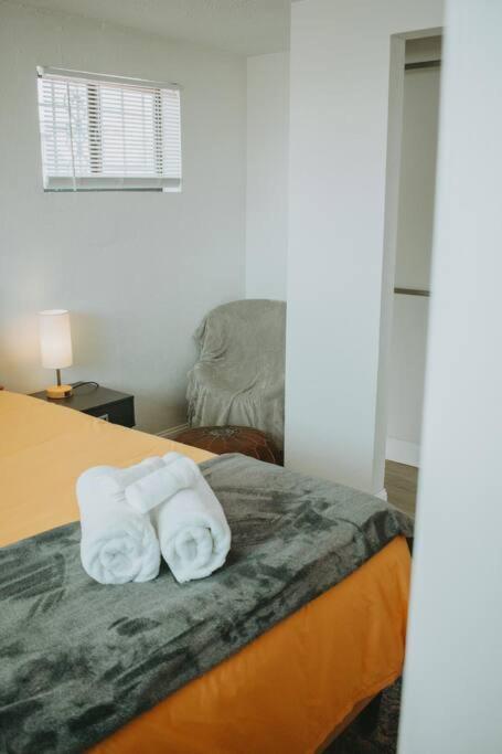Casa Charleston-3Br-2Bath-Hot Tub-Pet Friendly-No Pet Fees! Villa Albuquerque Eksteriør billede